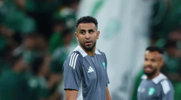 موعد مرتقب.. مباراة الأهلي والشباب في دوري روشن والقنوات الناقلة